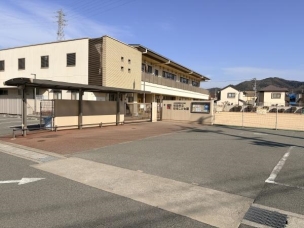 【幼稚園・保育園】姫路市立砥堀こども園 816m 周辺環境
